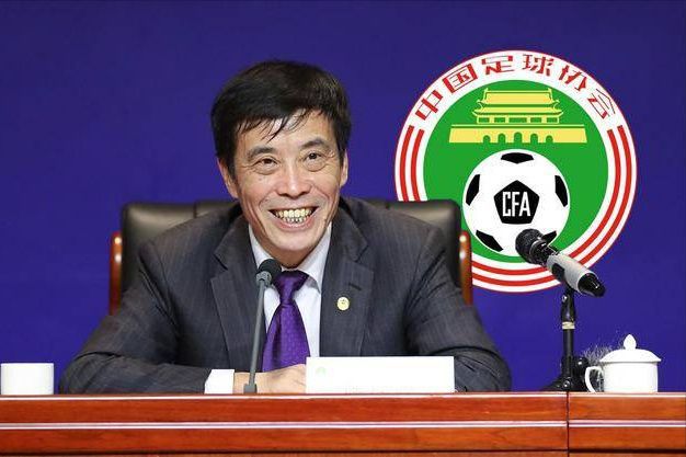 女警sm自愿被调教视频