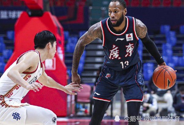 三里夫人