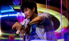 午夜精品在线观看